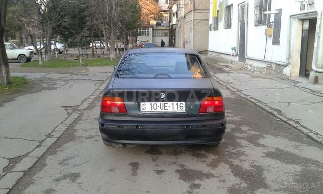 BMW 520 1997, 220,000 km - 2.0 l - Sumqayıt