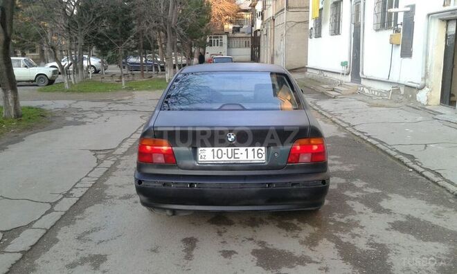BMW 520 1997, 220,000 km - 2.0 l - Sumqayıt