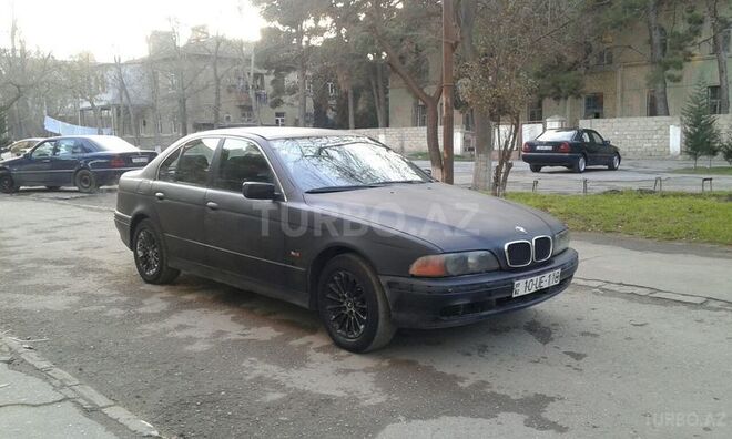 BMW 520 1997, 220,000 km - 2.0 l - Sumqayıt