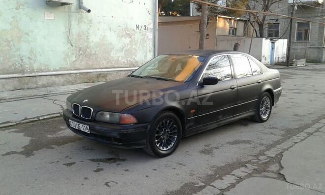 BMW 520 1997, 220,000 km - 2.0 l - Sumqayıt
