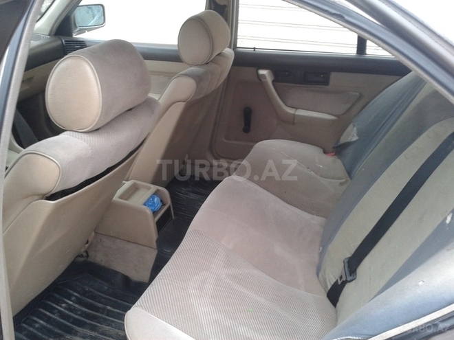 BMW  1989, 298,031 km - 2.4 l - Bakı