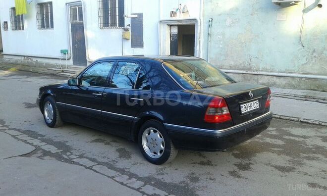 Mercedes C 180 1997, 220,000 km - 1.8 l - Sumqayıt