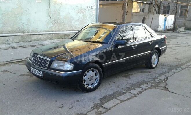 Mercedes C 180 1997, 220,000 km - 1.8 l - Sumqayıt