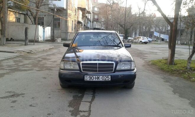 Mercedes C 180 1997, 220,000 km - 1.8 l - Sumqayıt