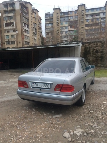 Mercedes E 230 1996, 276,954 km - 2.3 l - Bakı