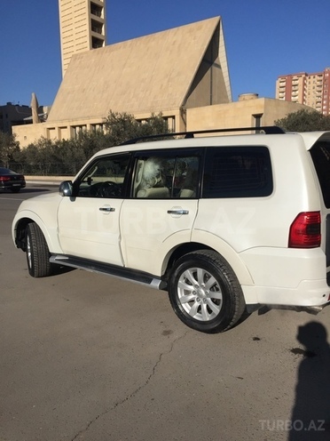 Mitsubishi Pajero 2008, 160,000 km - 3.8 l - Bakı