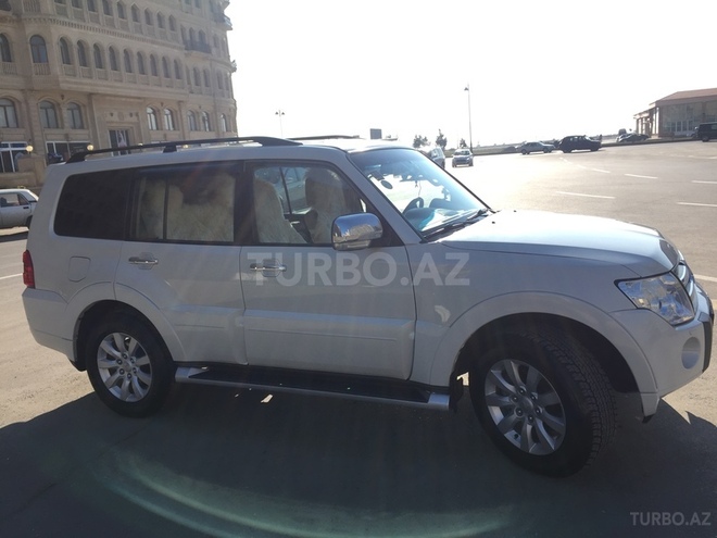 Mitsubishi Pajero 2008, 160,000 km - 3.8 l - Bakı