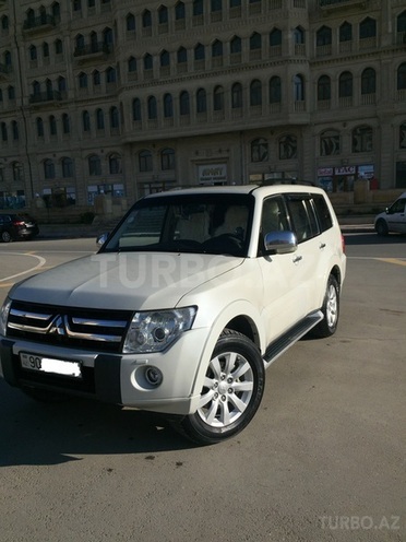 Mitsubishi Pajero 2008, 160,000 km - 3.8 l - Bakı