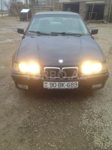 BMW 318 1998, 302,000 km - 1.8 l - Bakı