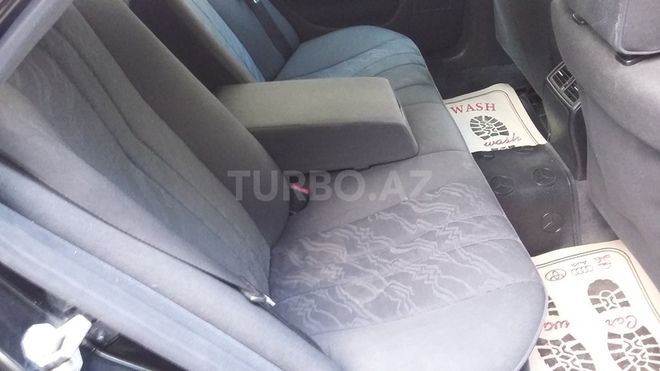 Mercedes E 220 1996, 332,841 km - 2.2 l - Sumqayıt