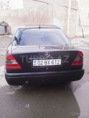 Mercedes C 180 1995, 235,000 km - 1.8 l - Bakı