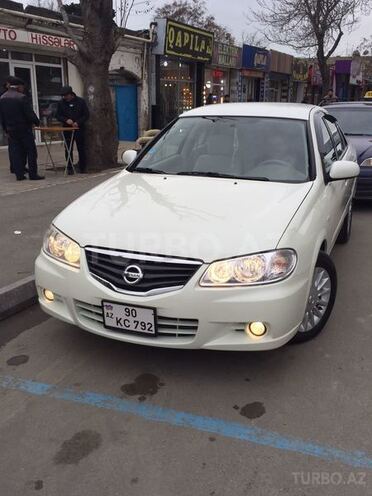 Nissan Sunny 2010, 73,595 km - 1.6 l - Bakı