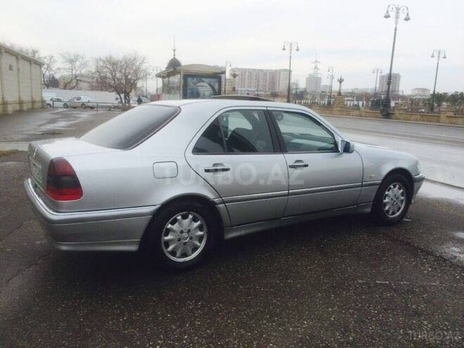Mercedes C 200 1997, 180,000 km - 2.0 л - Bakı