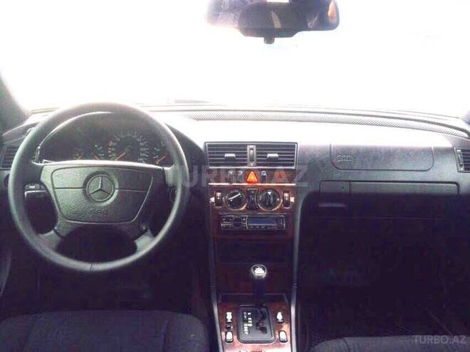 Mercedes C 200 1997, 180,000 km - 2.0 л - Bakı