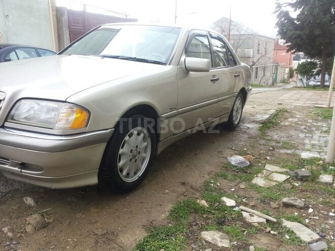 Mercedes C 230 1999, 264,500 km - 2.3 l - Bakı