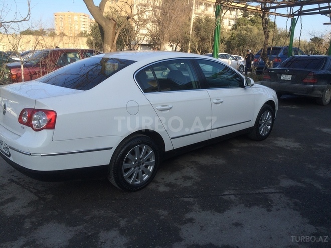 Volkswagen Passat 2010, 110,000 km - 1.8 l - Bakı