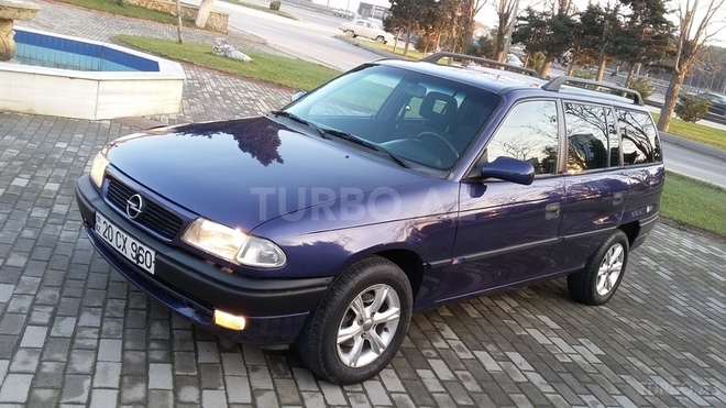 Opel Astra 1996, 295,000 km - 1.6 л - Bakı