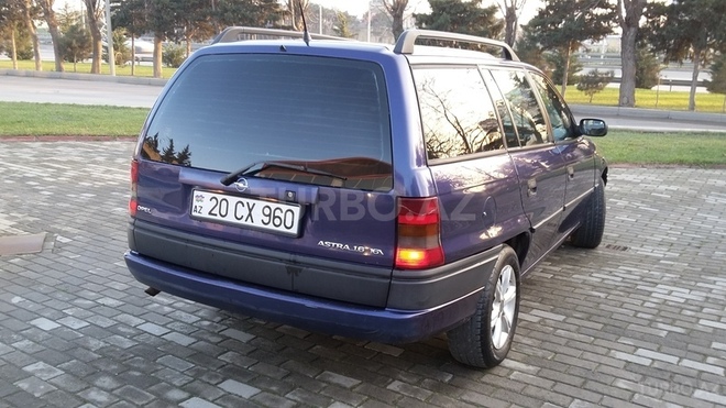 Opel Astra 1996, 295,000 km - 1.6 л - Bakı