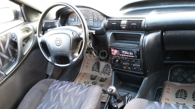 Opel Astra 1996, 295,000 km - 1.6 л - Bakı