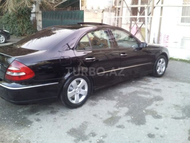 Mercedes E 220 2004, 217,856 km - 2.2 l - Bakı