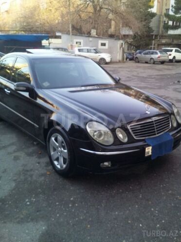 Mercedes E 220 2004, 217,856 km - 2.2 l - Bakı