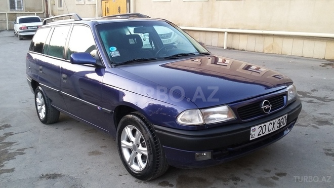 Opel Astra 1996, 295,000 km - 1.6 л - Bakı