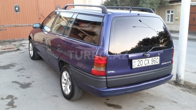 Opel Astra 1996, 295,000 km - 1.6 л - Bakı