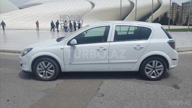 Opel Astra 2008, 102,000 km - 1.8 л - Bakı