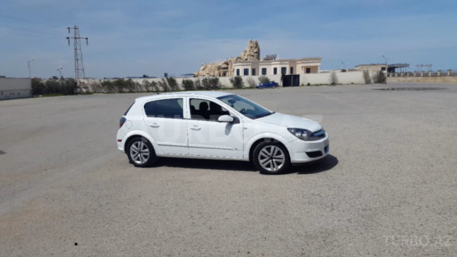 Opel Astra 2008, 102,000 km - 1.8 л - Bakı