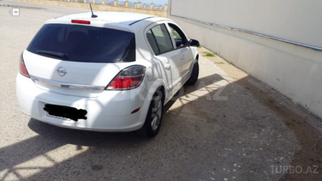 Opel Astra 2008, 102,000 km - 1.8 л - Bakı