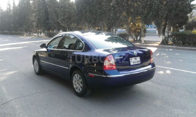 Volkswagen Passat 2003, 220,000 km - 1.8 l - Sumqayıt