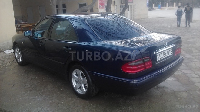 Mercedes E 280 1996, 277,510 km - 2.8 л - Şirvan