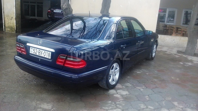Mercedes E 280 1996, 277,510 km - 2.8 л - Şirvan