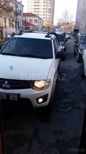Mitsubishi L200 2014, 62,767 km - 2.5 л - Bakı