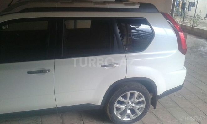 Nissan X-Trail 2013, 39,800 km - 2.5 л - Xırdalan