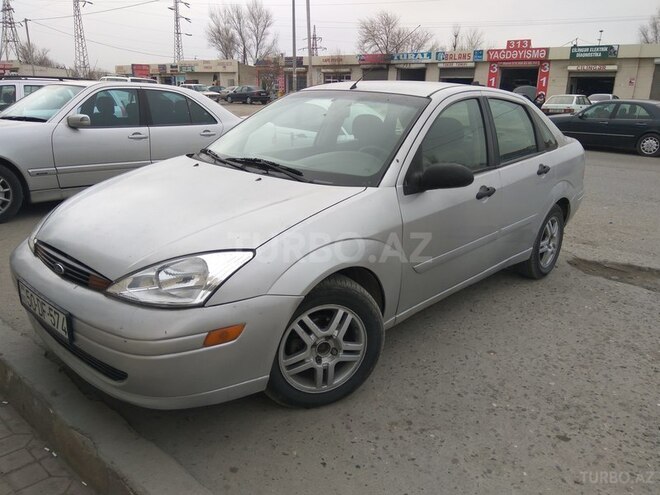 Ford Focus 2000, 264,000 km - 2.0 l - Sumqayıt