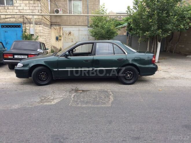 Hyundai Sonata 1996, 250,000 km - 2.0 л - Bakı