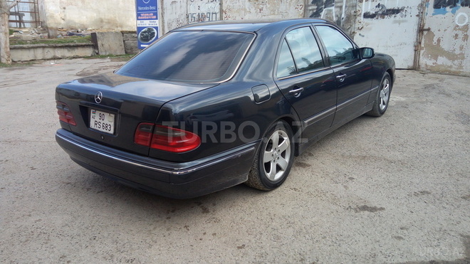 Mercedes E 320 2002, 138,144 km - 3.2 l - Bakı