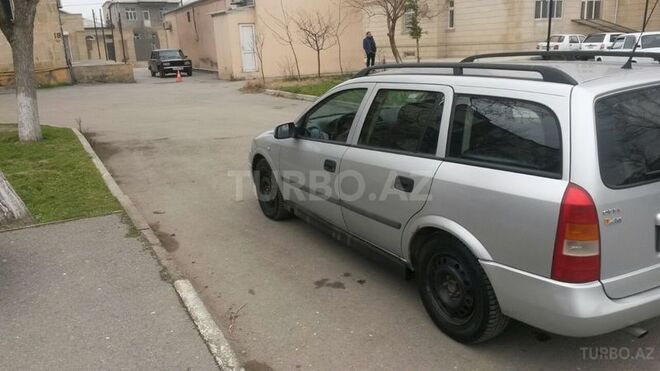Opel Astra 1999, 290,000 km - 1.8 l - Sumqayıt