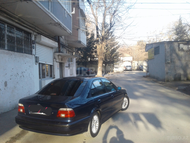 BMW 528 1997, 22,000 km - 2.8 l - Mingəçevir