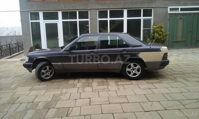 Mercedes 190 1992, 260,000 km - 2.0 l - Bakı
