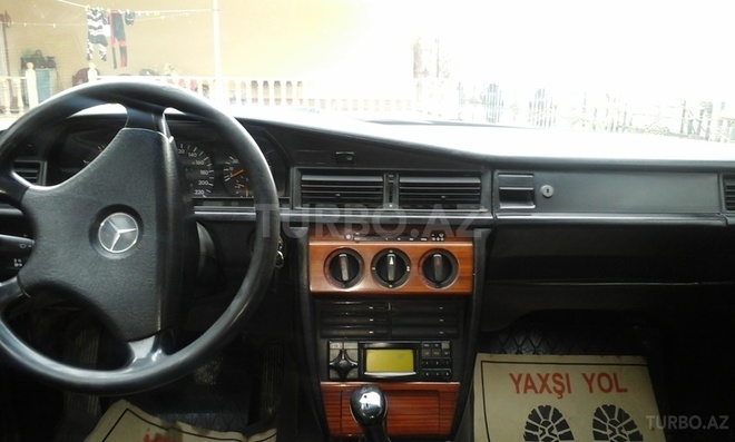 Mercedes 190 1992, 260,000 km - 2.0 l - Bakı