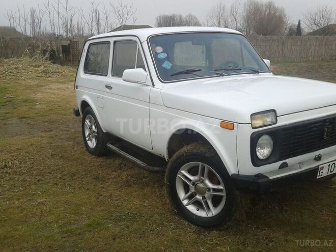 LADA (VAZ) Niva 1982, 300,000 km - 1.6 l - Şirvan