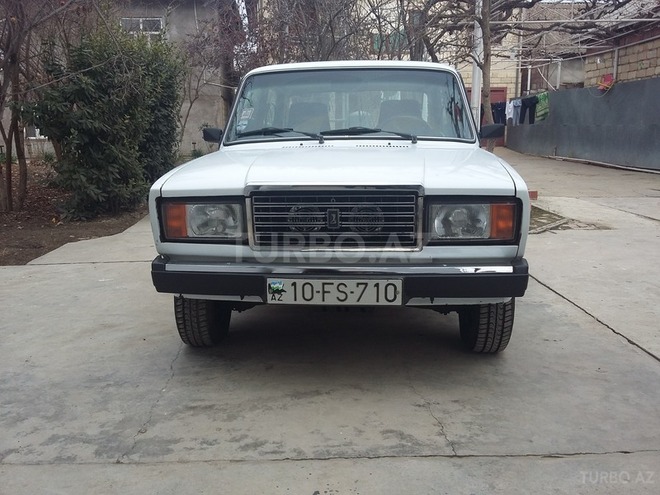 LADA (VAZ) 2107 1998, 156,000 km - 1.6 l - Salyan