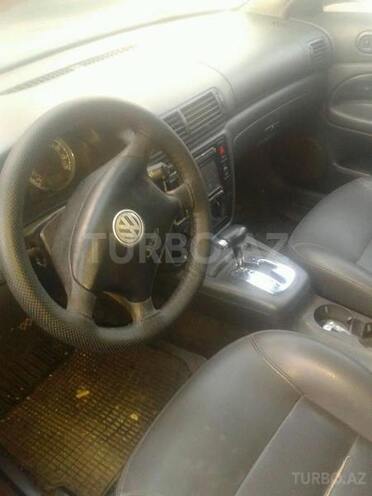 Volkswagen Passat 2004, 258,100 km - 1.8 l - Bakı