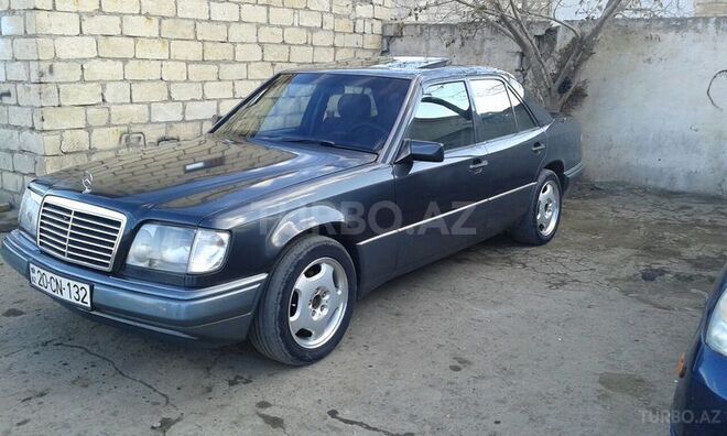 Mercedes E 300 1994, 226,142 km - 3.0 l - Gəncə