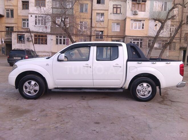 Nissan Navara 2008, 201,000 km - 2.5 l - Bakı