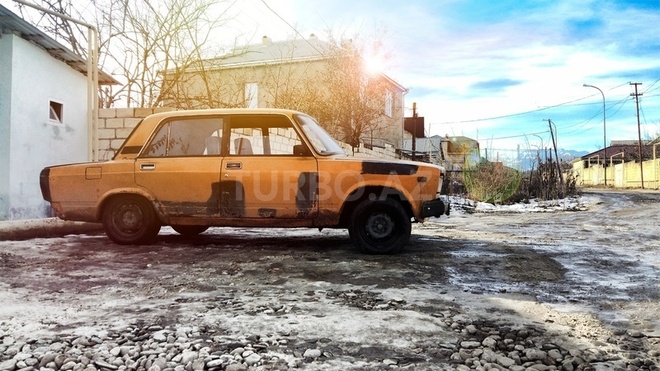 LADA (VAZ) 2107 1982, 250,000 km - 1.5 l - Qusar
