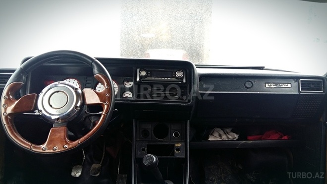LADA (VAZ) 2107 1982, 250,000 km - 1.5 l - Qusar