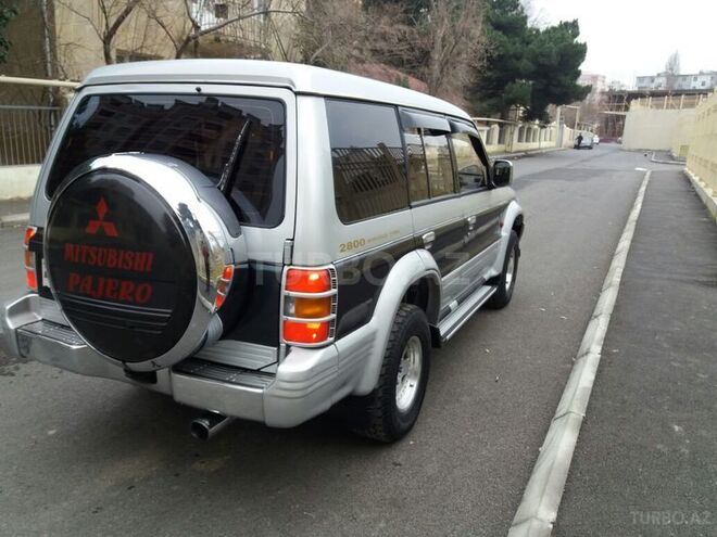 Mitsubishi Pajero 1995, 257,991 km - 2.8 l - Bakı